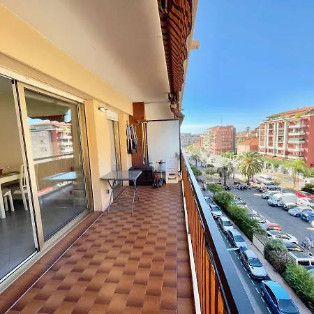 Ambassador : 3 Pieces, Parking, Climatisation Apartment Menton
