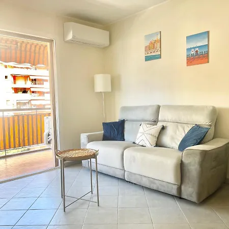 Apartment Ambassador : 3 Pieces, Parking, Climatisation Menton