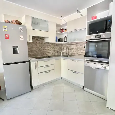 Apartment Ambassador : 3 Pieces, Parking, Climatisation Menton